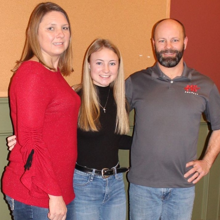 Lilly Scholarship winner Layla Pennington and her parents Heather and Jake