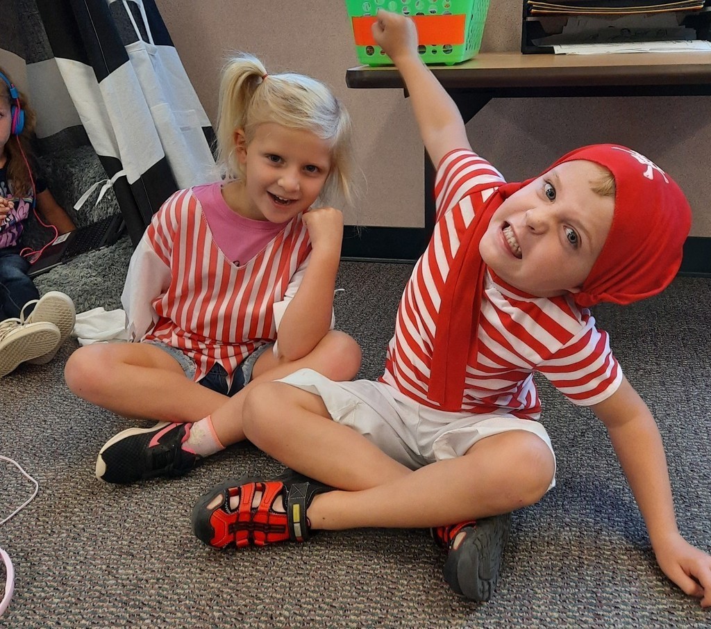 girl and boy dressed like pirates