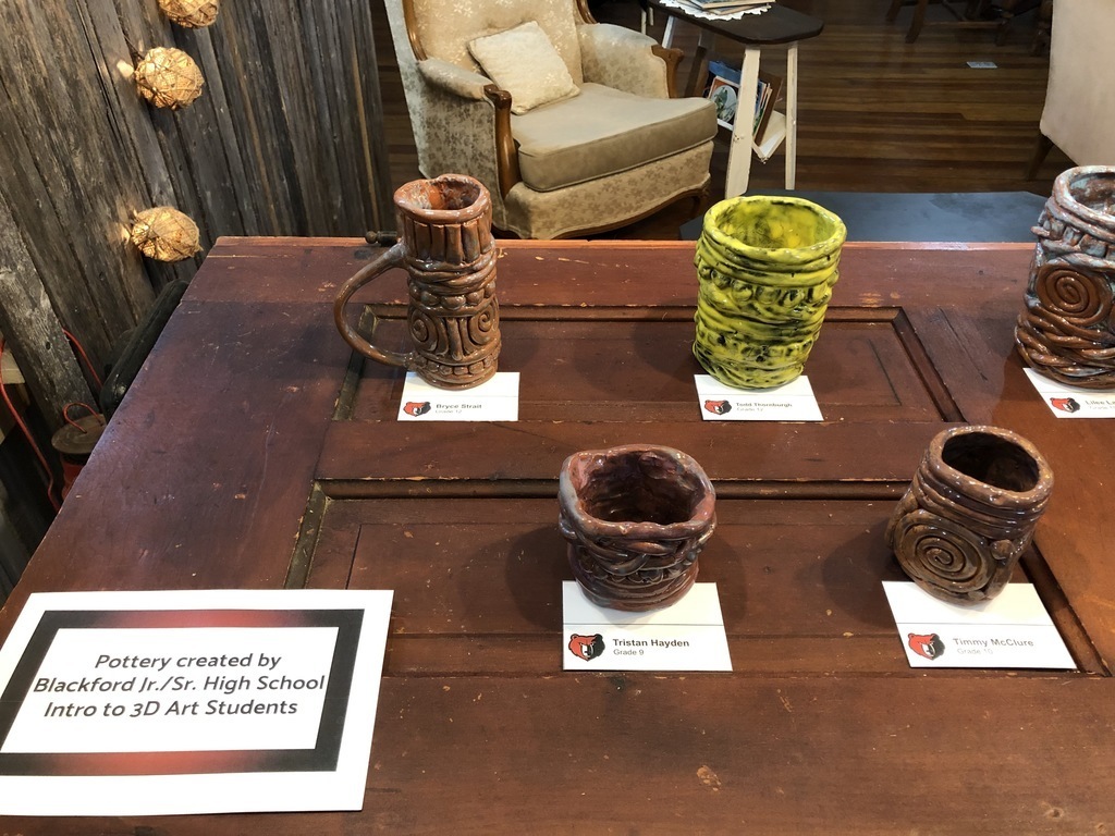 End of the table pottery pieces