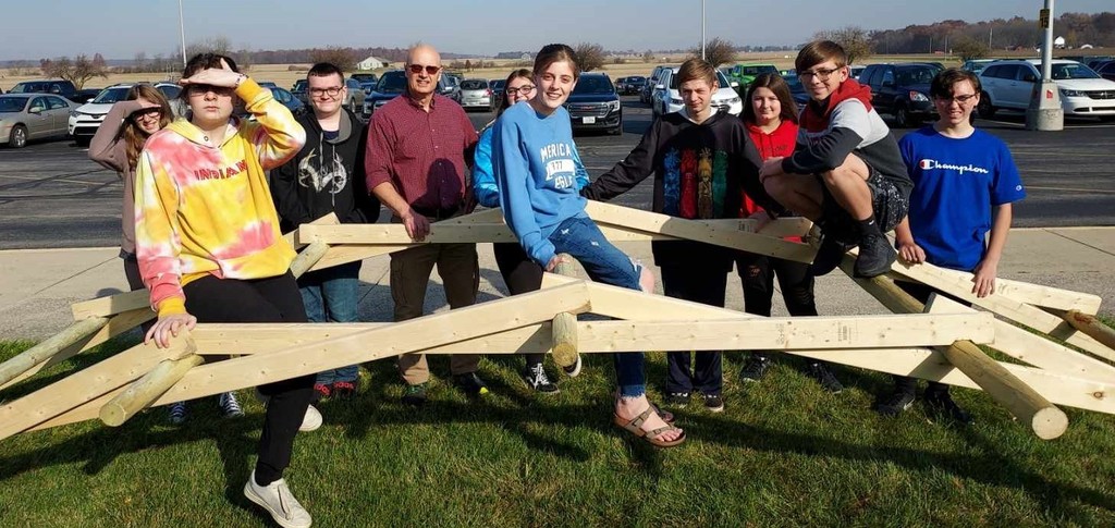 8th grade Engineering and Technology students build DaVinci Bridge