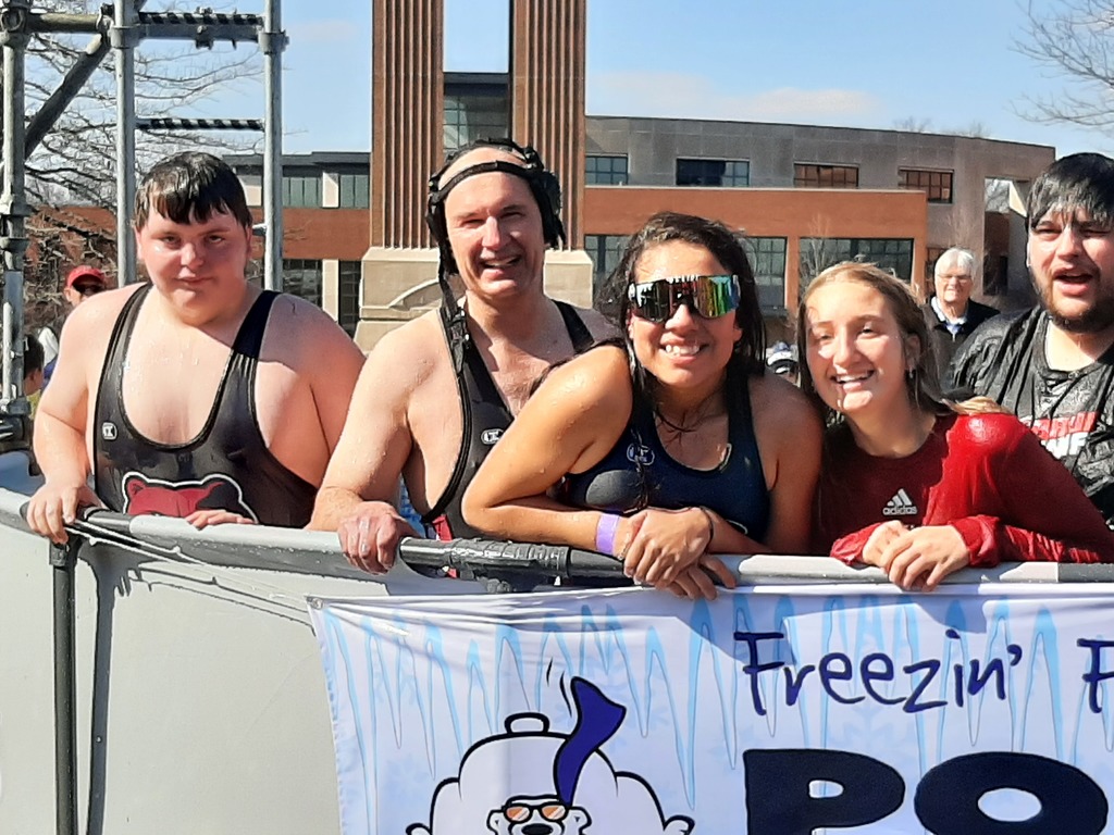 BJSHS staff and students participate in polar plunge