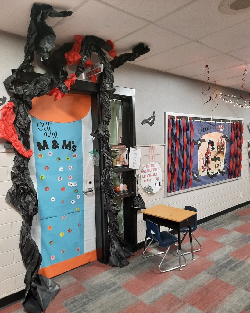 BPS decorates for Homecoming